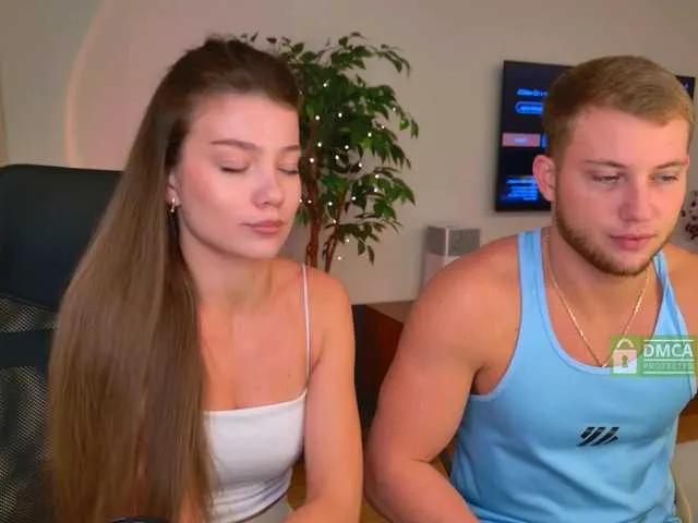 Offline jony-jessica on BongaCams