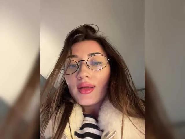 BongaCams juicy-peachh is Freechat juicy-peachh — Politeness, compliments, $ turn me on