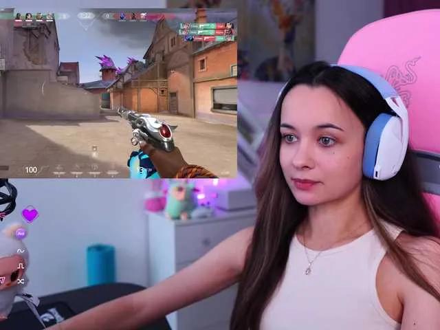 Offline JuicyAngel on BongaCams