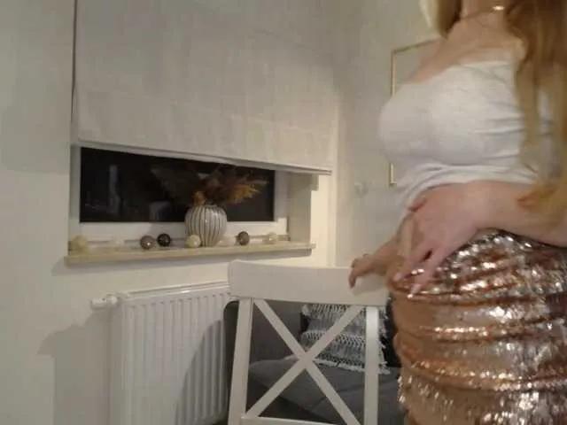 Freechat JulietteGlow on BongaCams