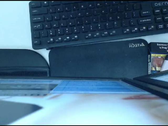 Offline KalystaGreen on BongaCams