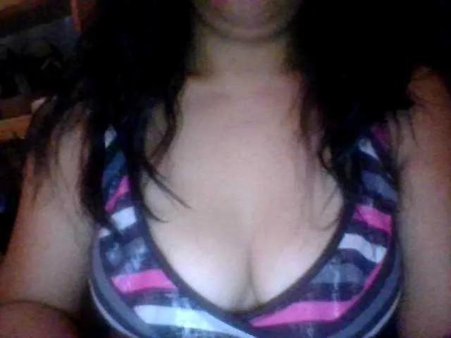 Offline Karenne on BongaCams