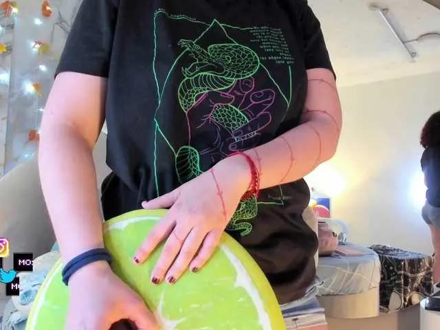 Offline Katemoss70 on BongaCams