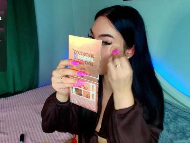 Offline katerine-Monroe on BongaCams