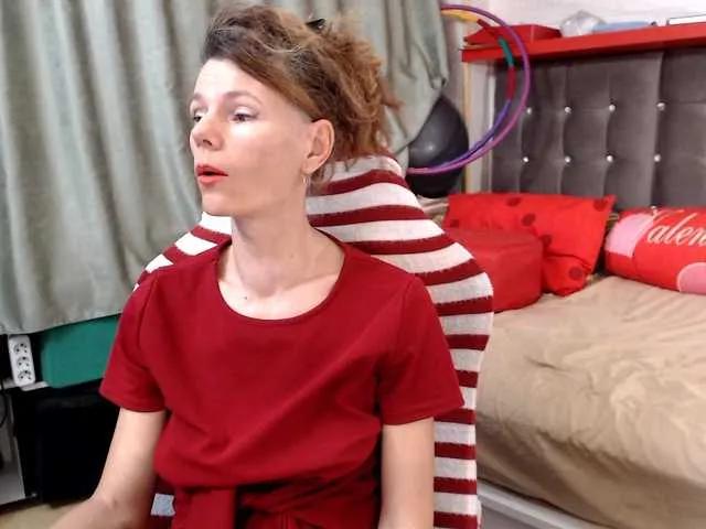 BongaCams kellysurfing is Freechat kellysurfing — being naked outdoors