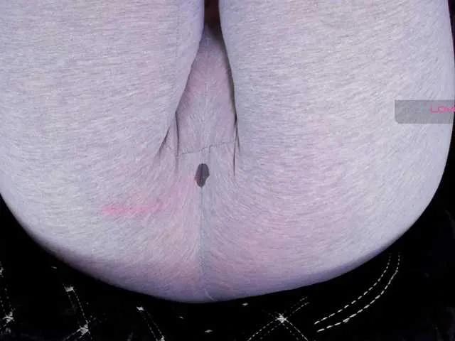 Offline Kira-Kell on BongaCams