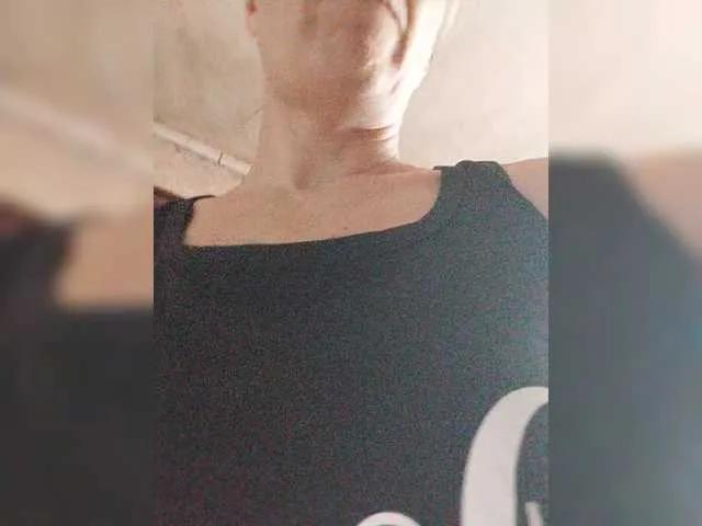 Offline Kissaam on BongaCams