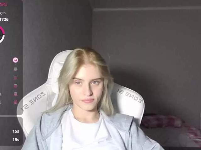 Offline kissesliza on BongaCams