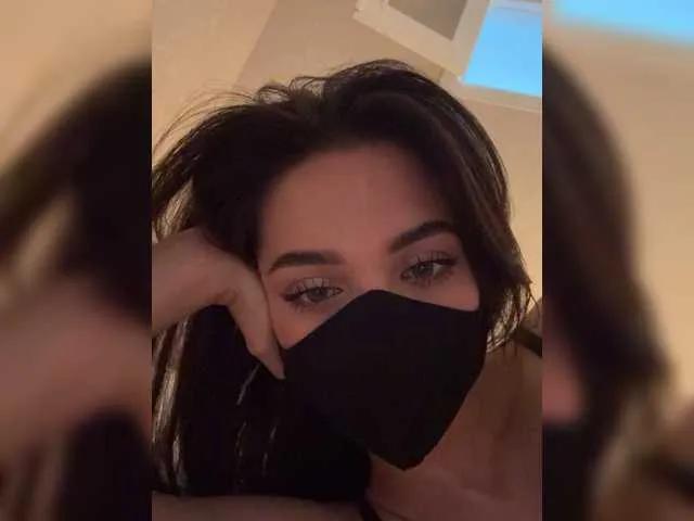 Offline KissMec on BongaCams