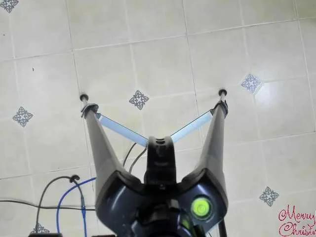 Offline Kloe-sex-hot on BongaCams