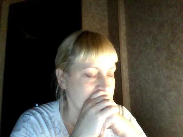 krisss2016 — Gifts, money, I can listen and watch