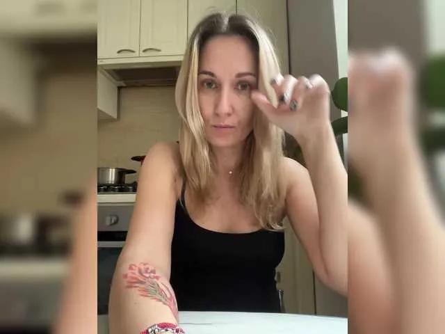 Offline kykyshe4ka on BongaCams