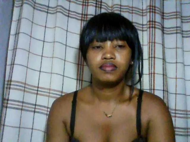 Offline kylie11 on BongaCams