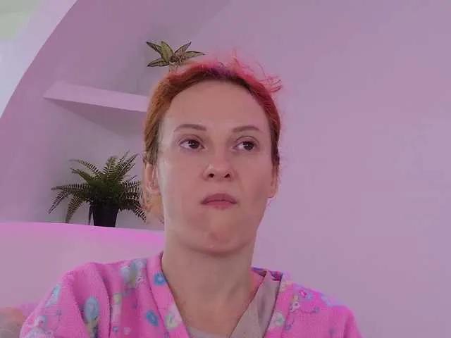 Freechat ladybigsmile on BongaCams