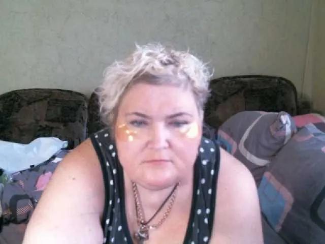 Offline Lana0005 on BongaCams