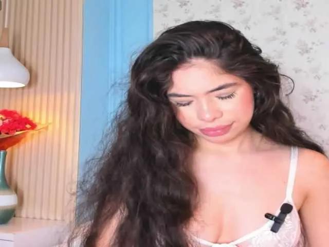 Offline LeiaStone on BongaCams