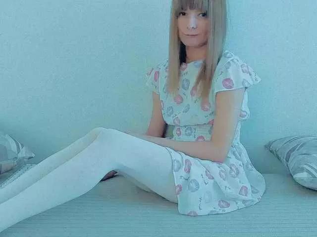 Offline Liliya9 on BongaCams