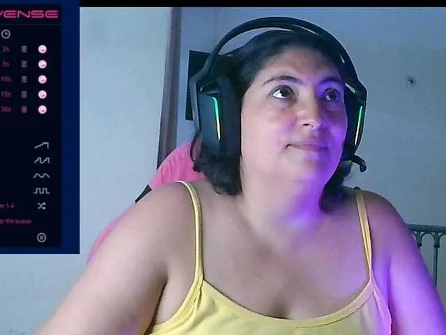 Offline linamaria98 on BongaCams