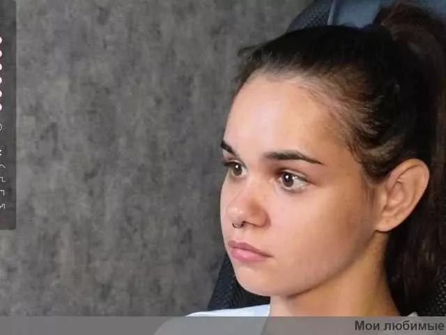 Freechat LollyMille on BongaCams