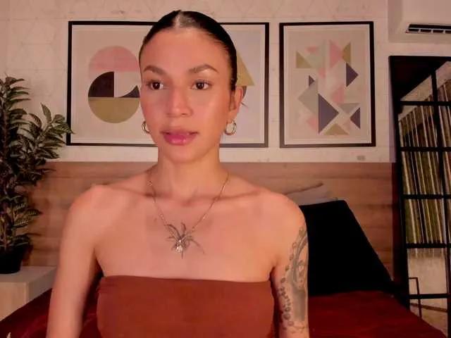 Freechat LunaRuso on BongaCams