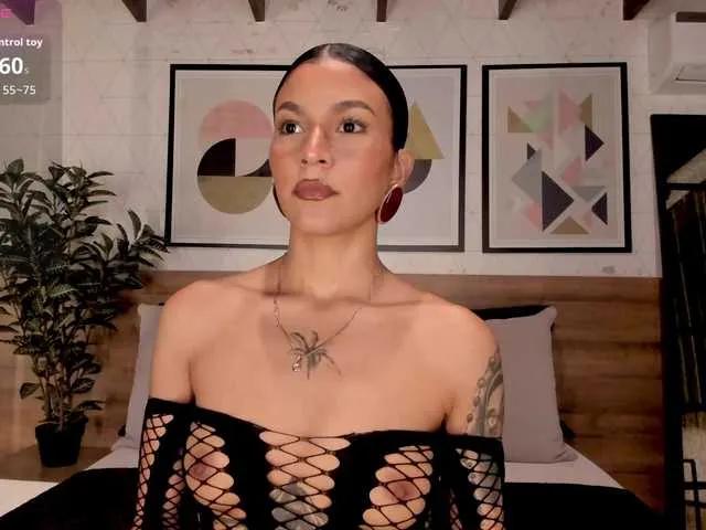 Freechat LunaRuso on BongaCams