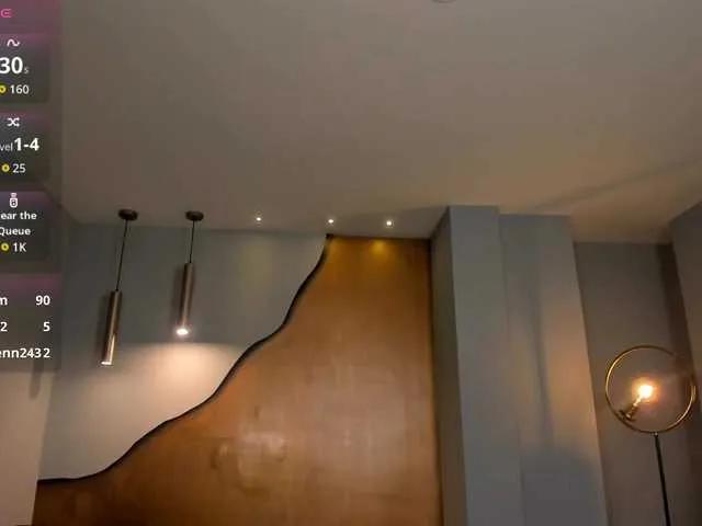 Freechat MaiaCollins1 on BongaCams