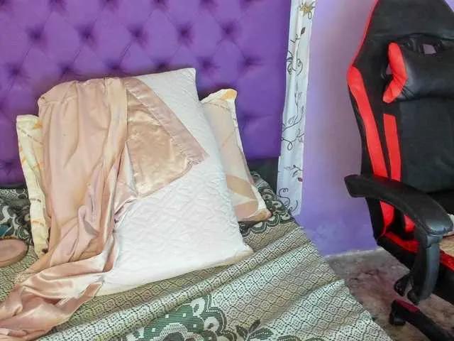 Offline MargothClain on BongaCams