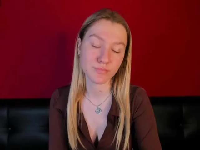 Offline Mariel-Brown on BongaCams