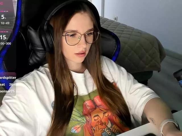 Freechat MCfly-1 on BongaCams