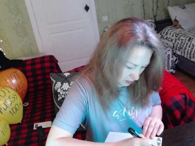 Freechat MeganIris on BongaCams