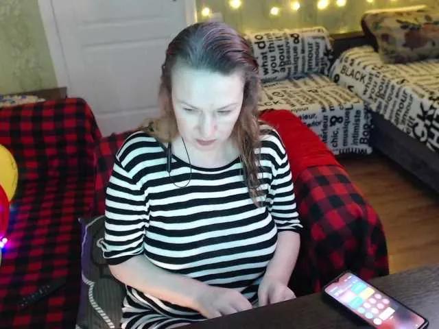 Freechat MeganIris on BongaCams