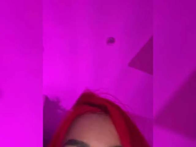 Offline MelyTaylor on BongaCams