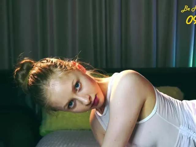 Offline MiaVebes on BongaCams