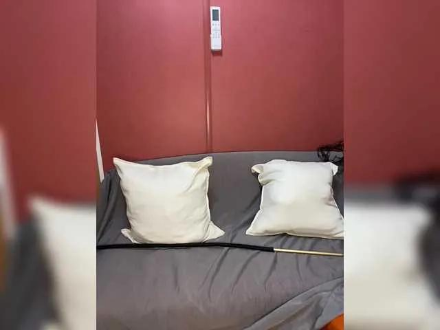 Freechat MilkaMilfMilka on BongaCams