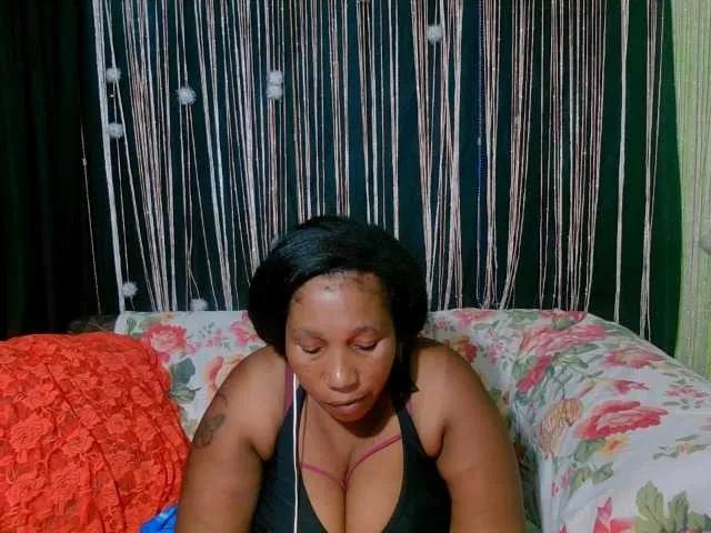 Offline mysticeboney on BongaCams