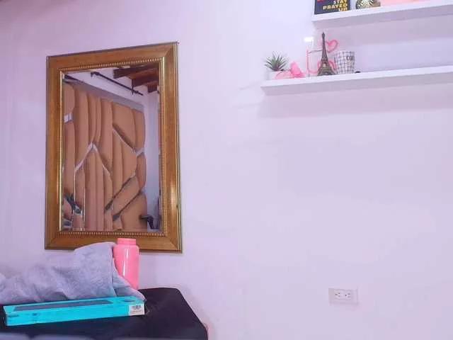 Offline naia-blesed on BongaCams