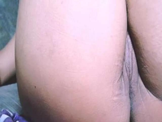 Freechat NaughtyWetPieXx on BongaCams