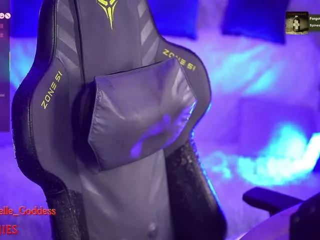 Offline Nellene on BongaCams