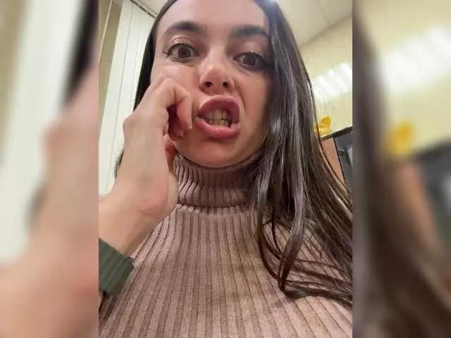 Offline NikkySecrets on BongaCams