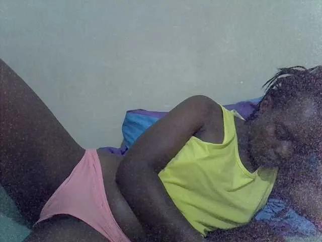 Offline Prettiesweet on BongaCams