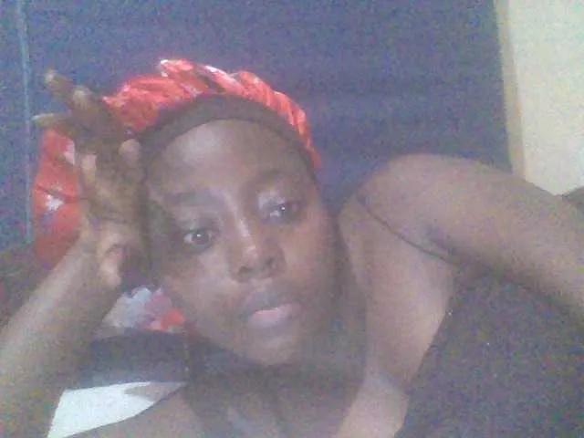 Offline PrettyG on BongaCams