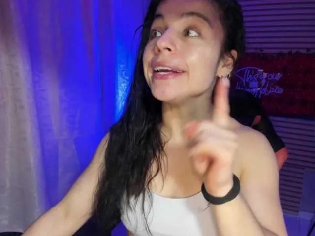 Freechat rosse2504 on BongaCams