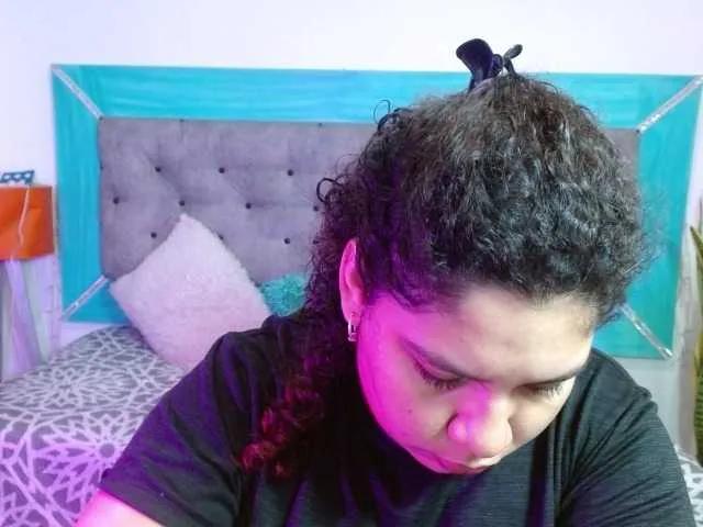 BongaCams ROXIEE is Freechat ROXIEE — What Turns Me On
Gentlemen who know how to flirt and make me laugh
Teasing, dirty talk and long foreplay
Dancing, role play and exploring fantasies together
Respectful men who aren't afraid to spoil me