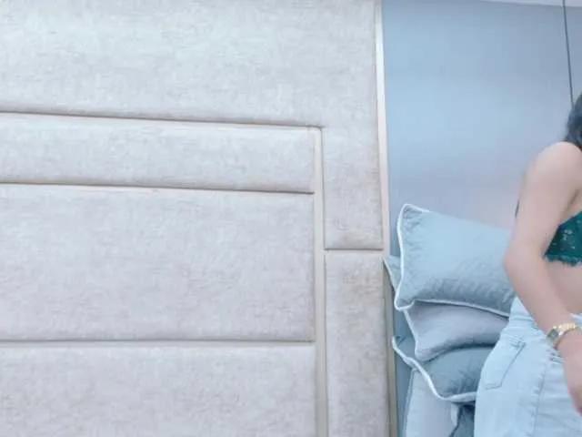 BongaCams RubyScarlett is Freechat RubyScarlett — I love pleasuring myself with my toys and letting you watch me come for you. I'm open to exploring new sensations with you and letting you dominate every part of my body.