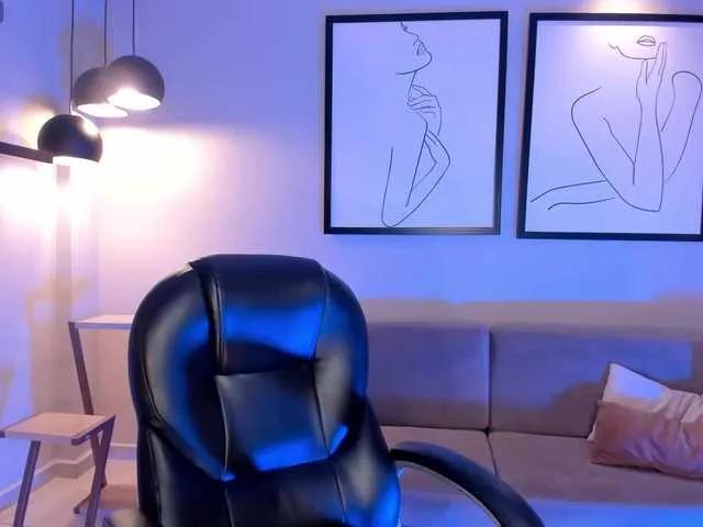 Offline SavannahStorm on BongaCams