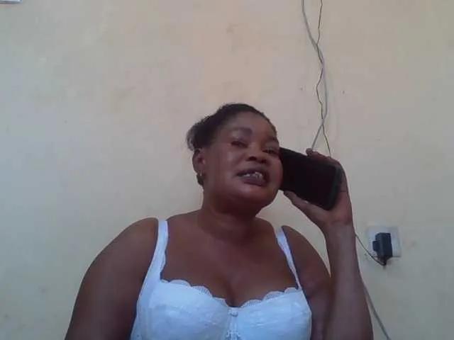 Offline Sexydove on BongaCams