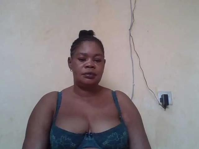 Offline Sexydove on BongaCams