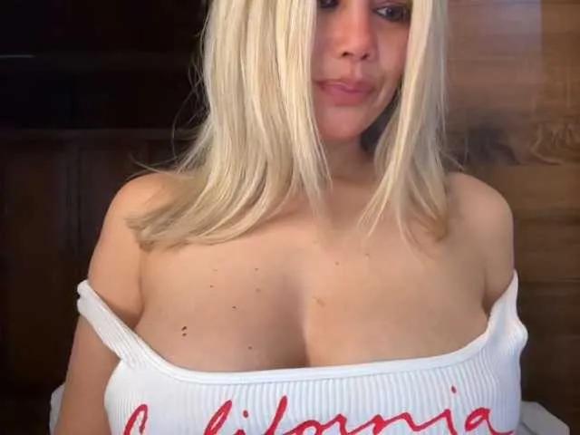 Offline sexylatinapaulina on BongaCams