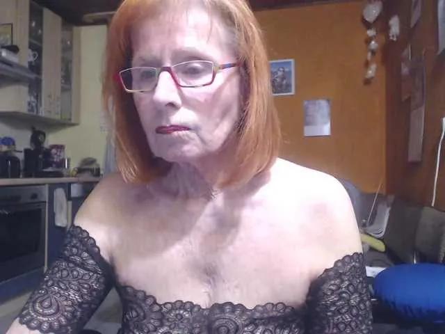 Offline Sexysilvie on BongaCams
