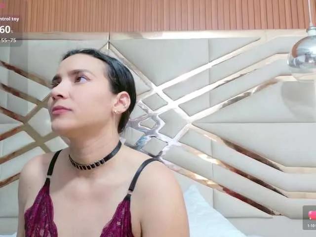 Freechat sluttyandmature on BongaCams